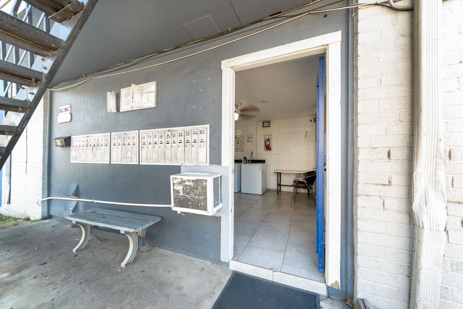 Houston Apartment: 1800 N Wayside Drive - Unit 8
