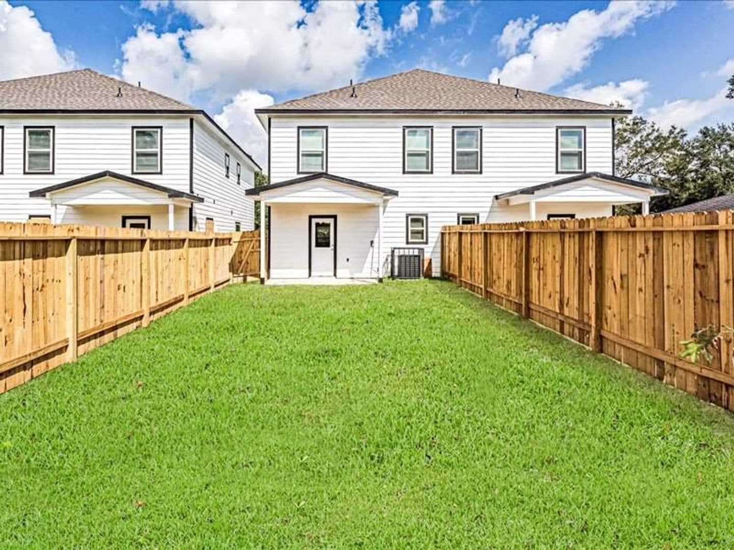 Houston Apartment: 9314 Sundown