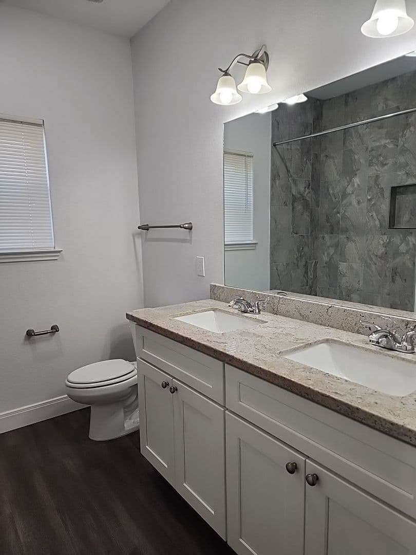 Houston Apartment: 1029 Calvin Ave