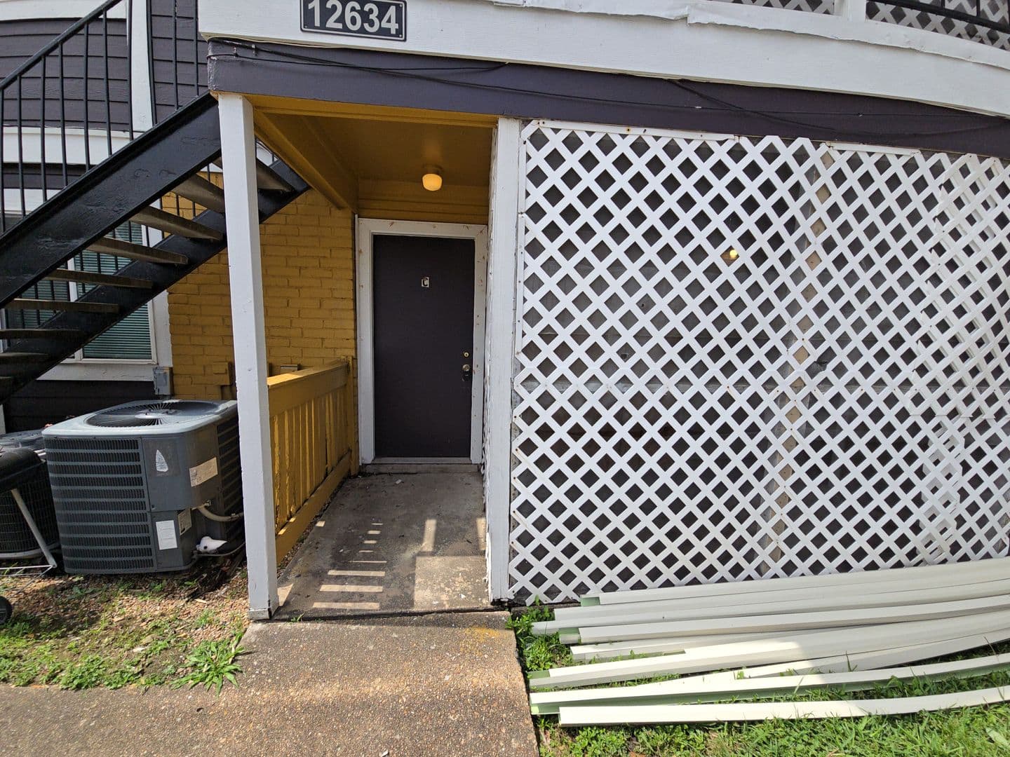 Houston Apartment: 12634 Ashford Meadow Dr #1