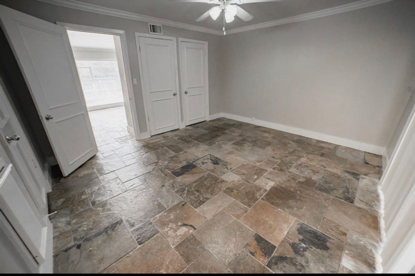 Houston Apartment: 2322 Richton St - Unit 11