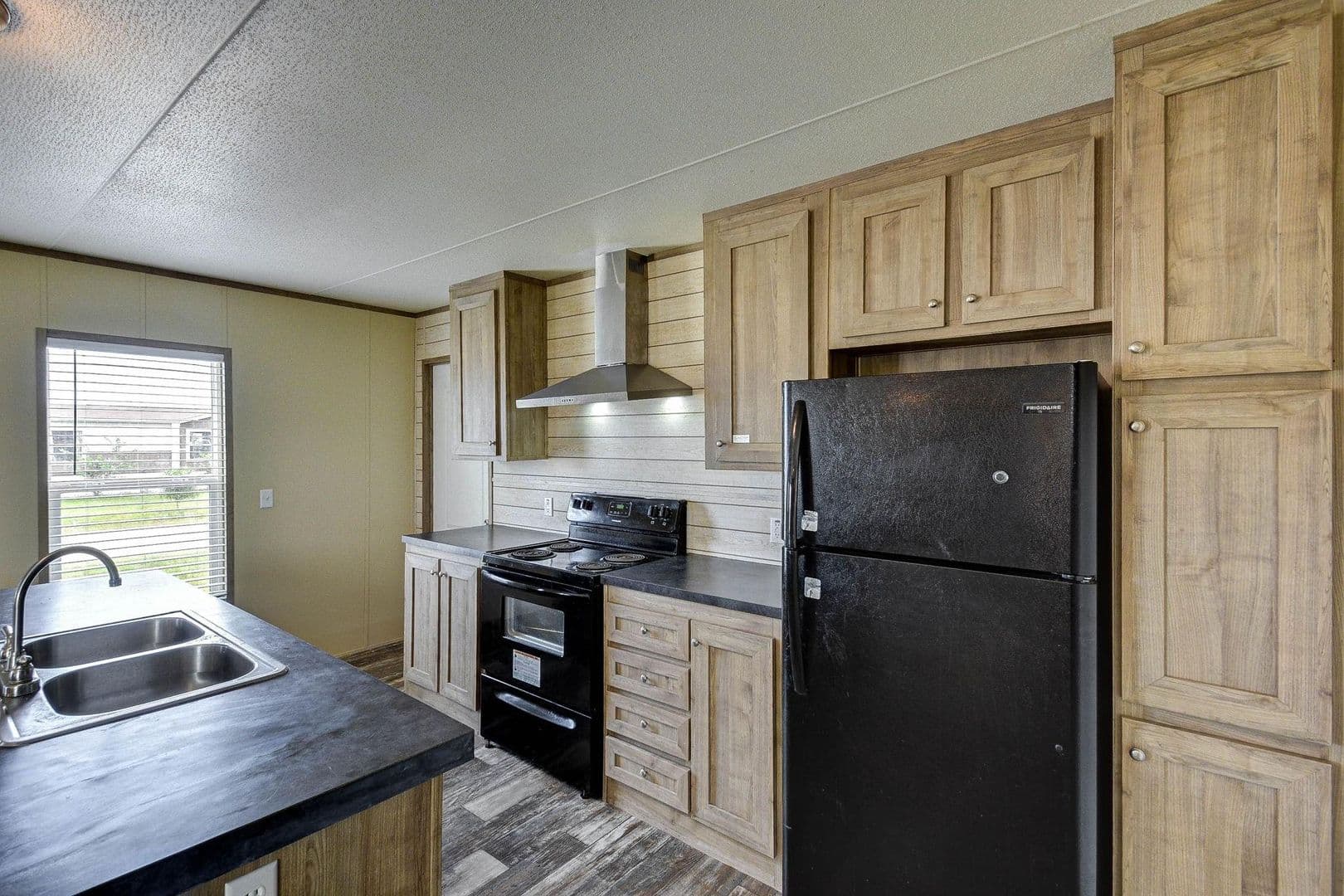 Conroe Apartment: 2245 Ben Blvd