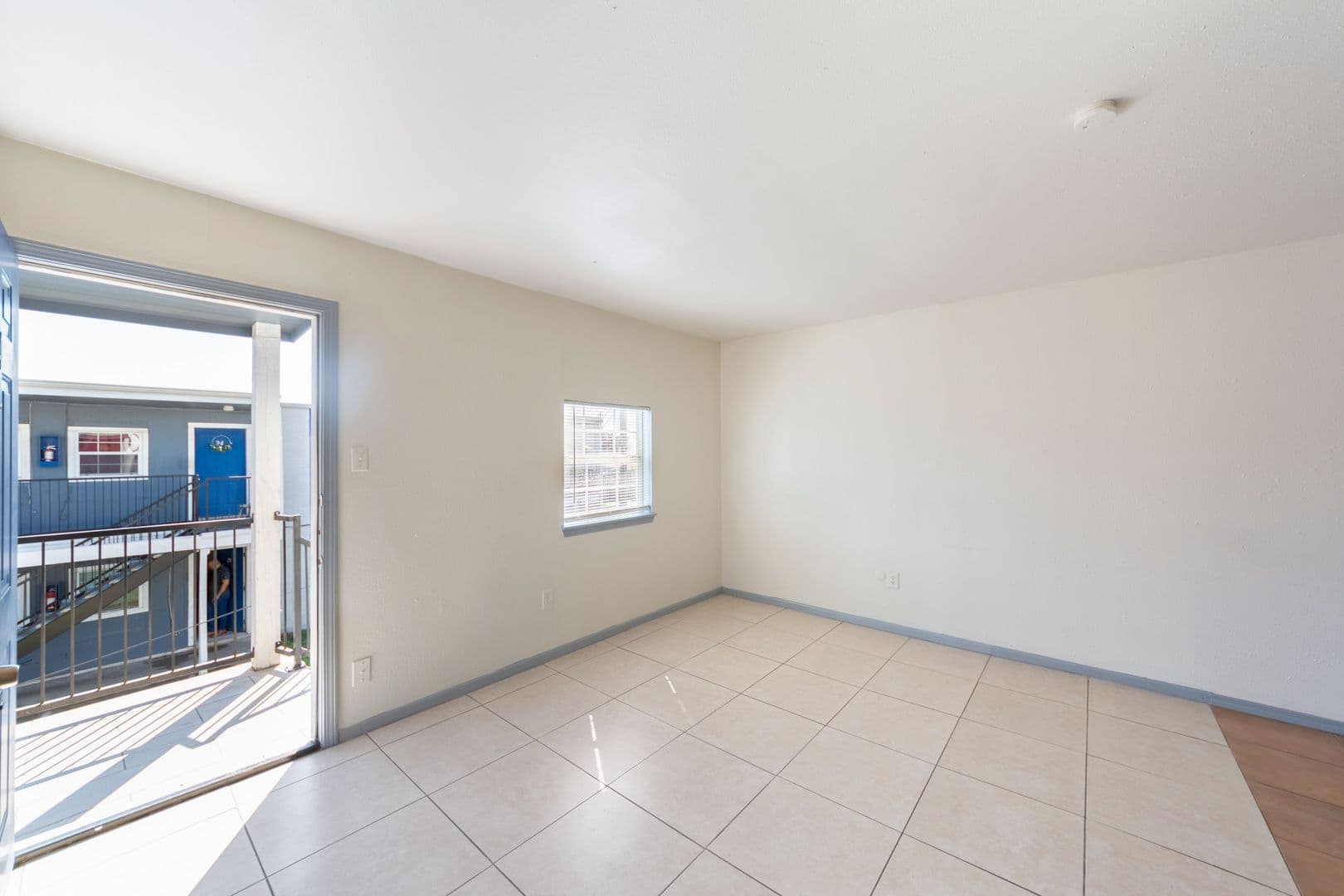 Houston Apartment: 1800 N Wayside Drive - Unit 8