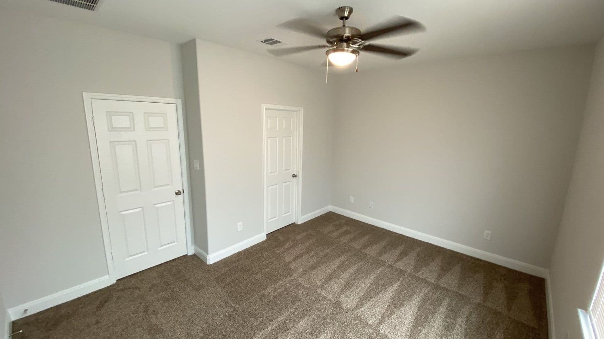 Houston Apartment: 5225 E Houston Rd.