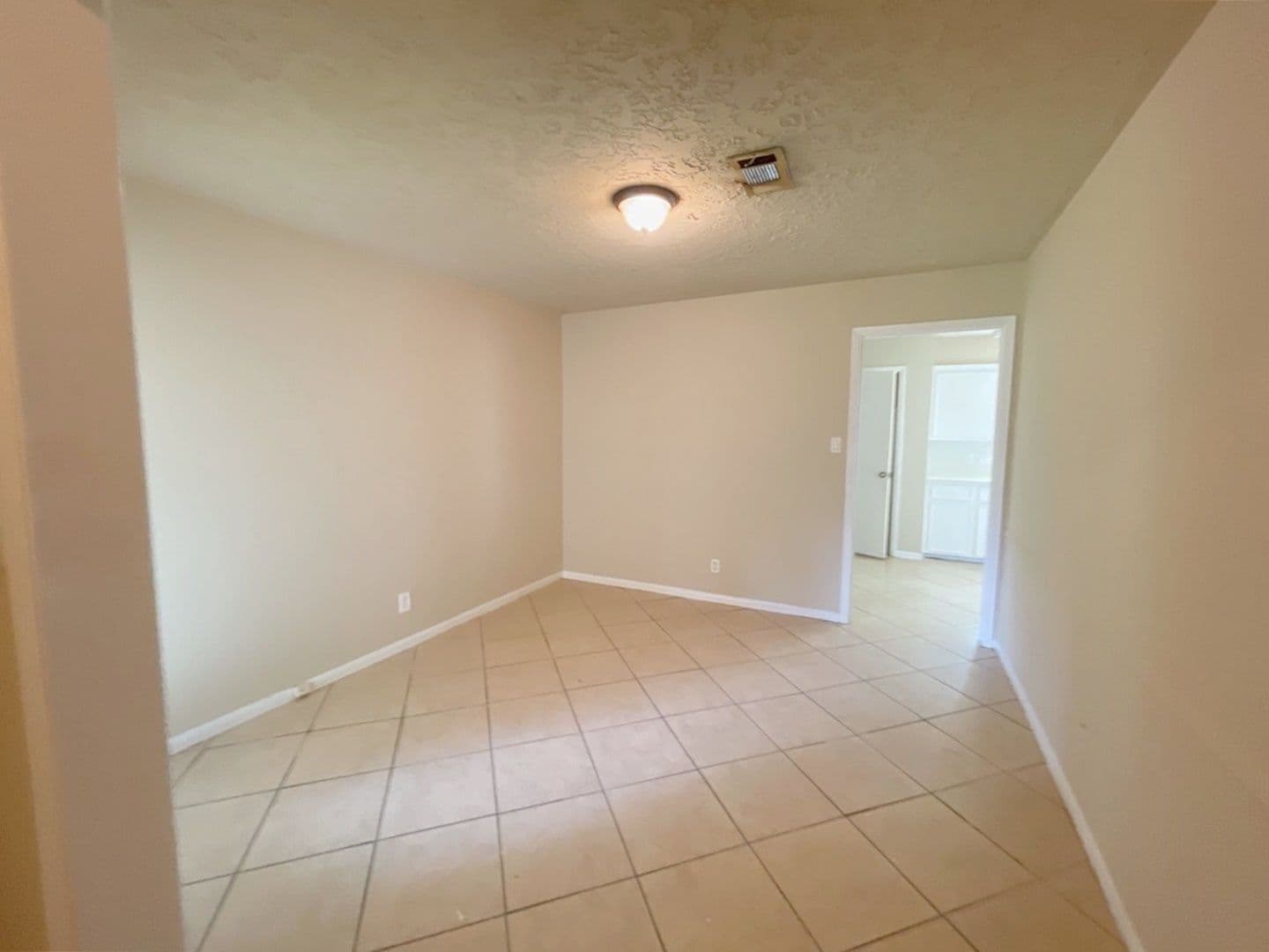 Spring House: 23907 Pea Ridge Dr