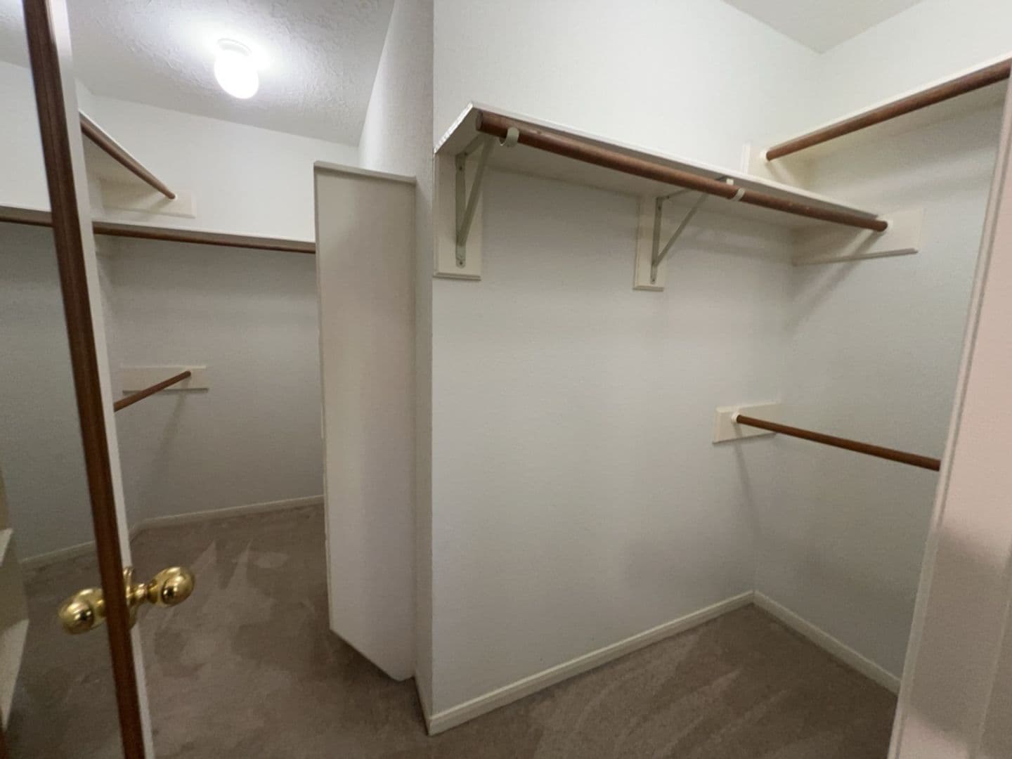 Houston House: 2136 Gemini St