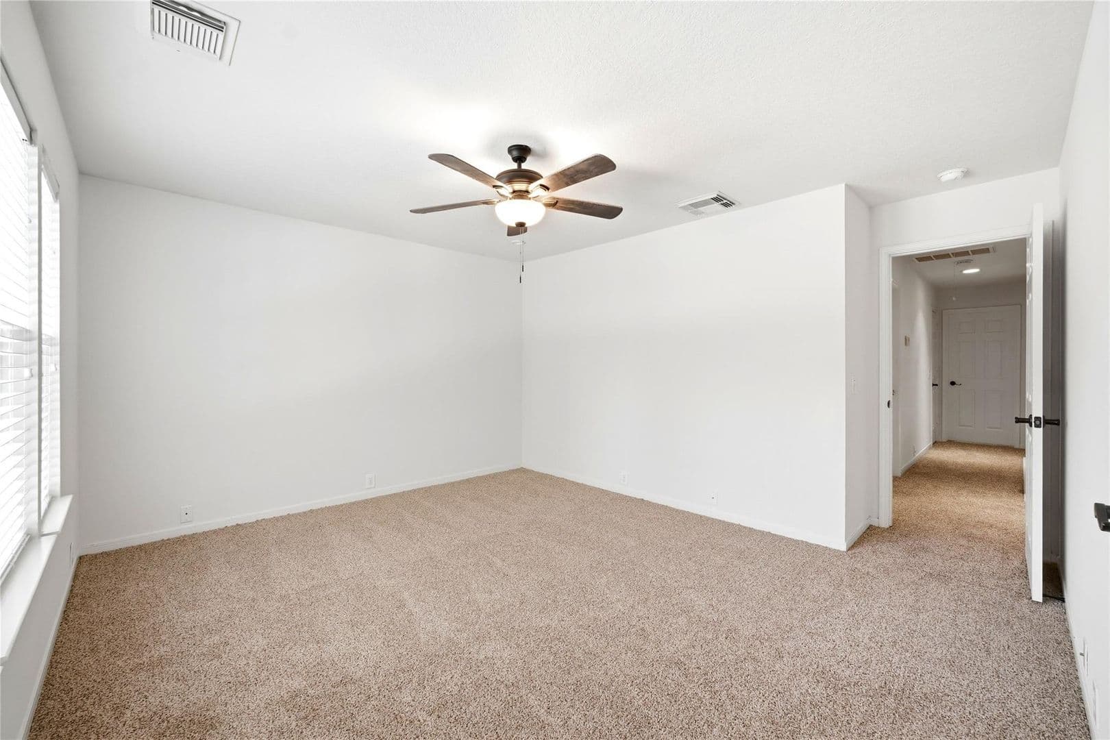 Spring House: 727 Cypresswood Ridge