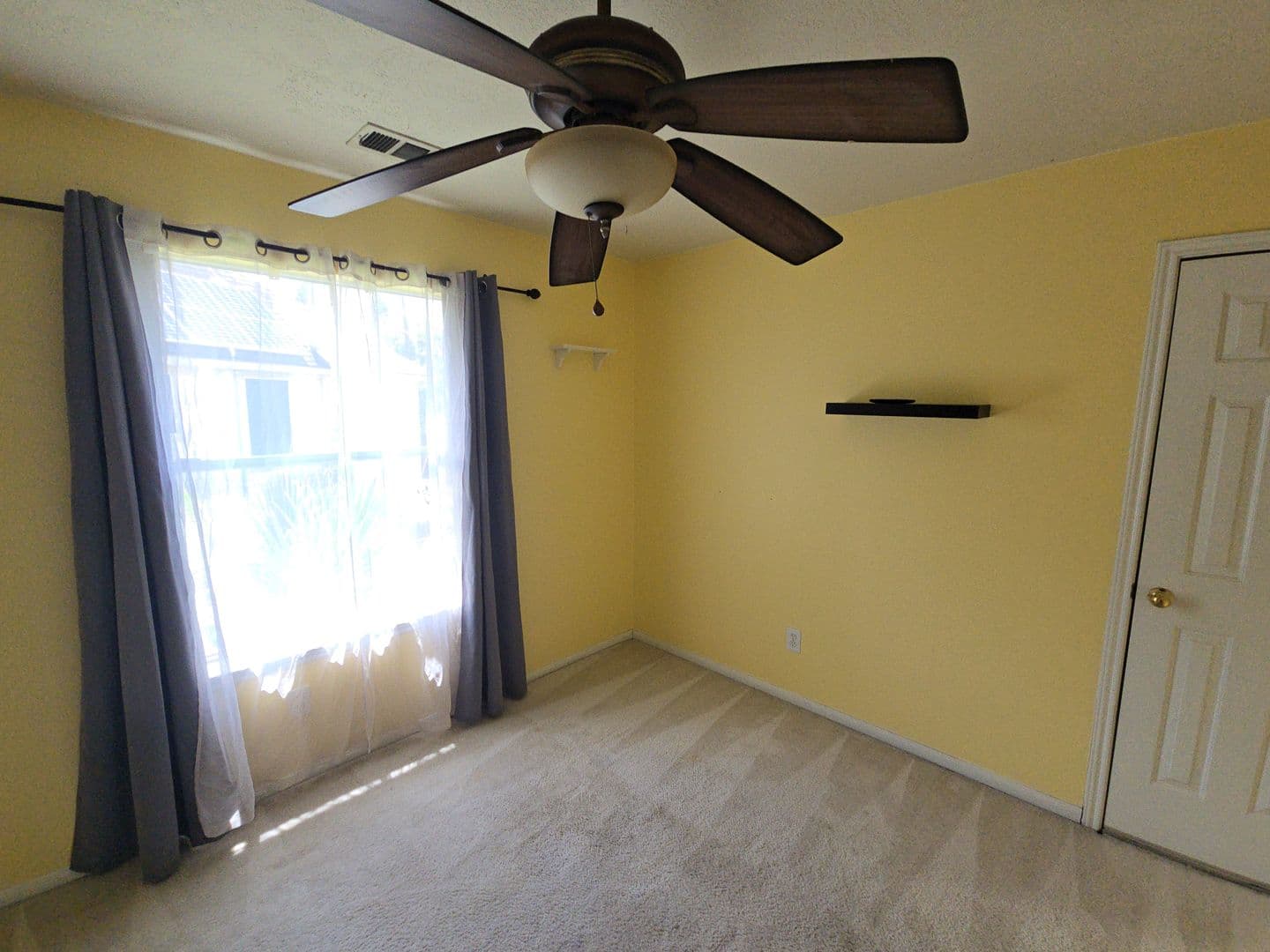 Houston House: 1627 Park Harbor Estates Dr