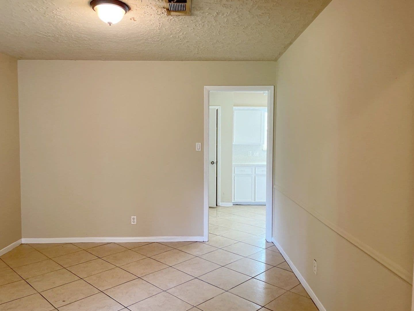 Spring House: 23907 Pea Ridge Dr