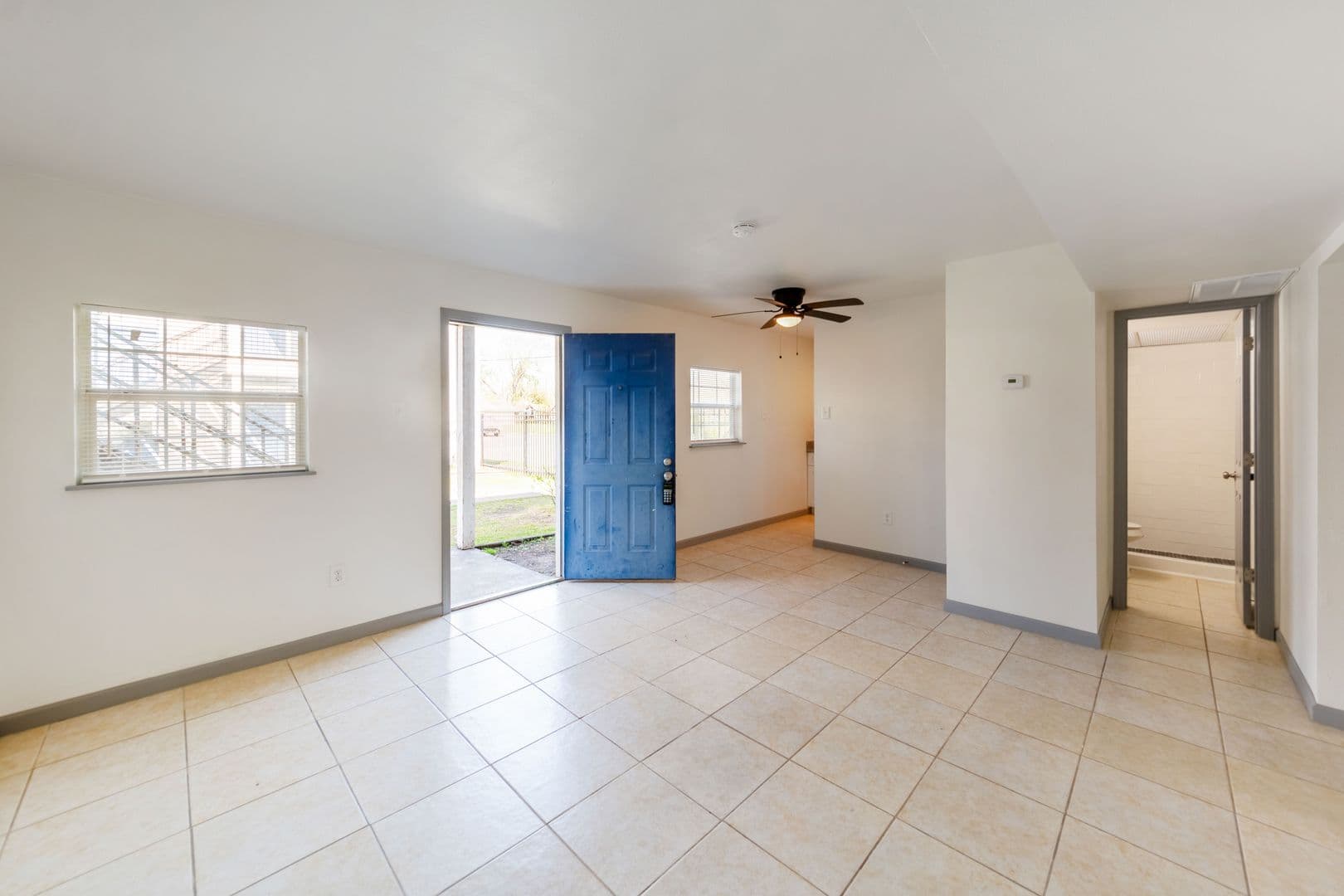 Houston Apartment: 1800 N Wayside Drive - Unit 22