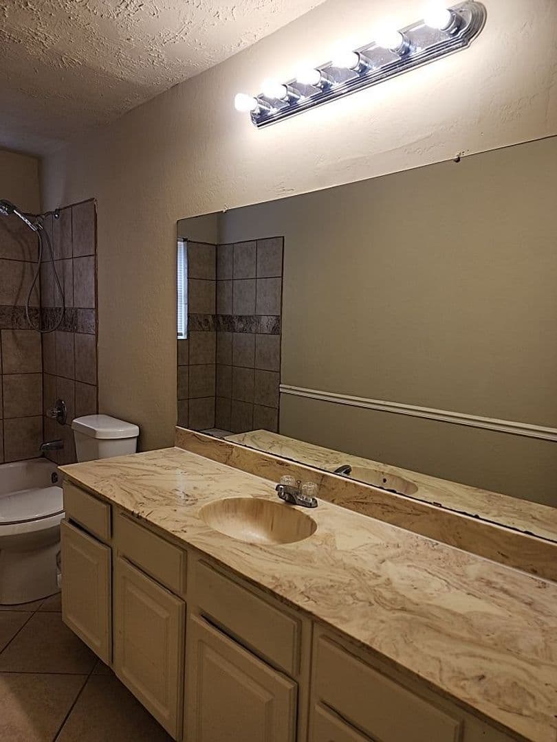 Spring House: 22714 Bayou Elm Dr