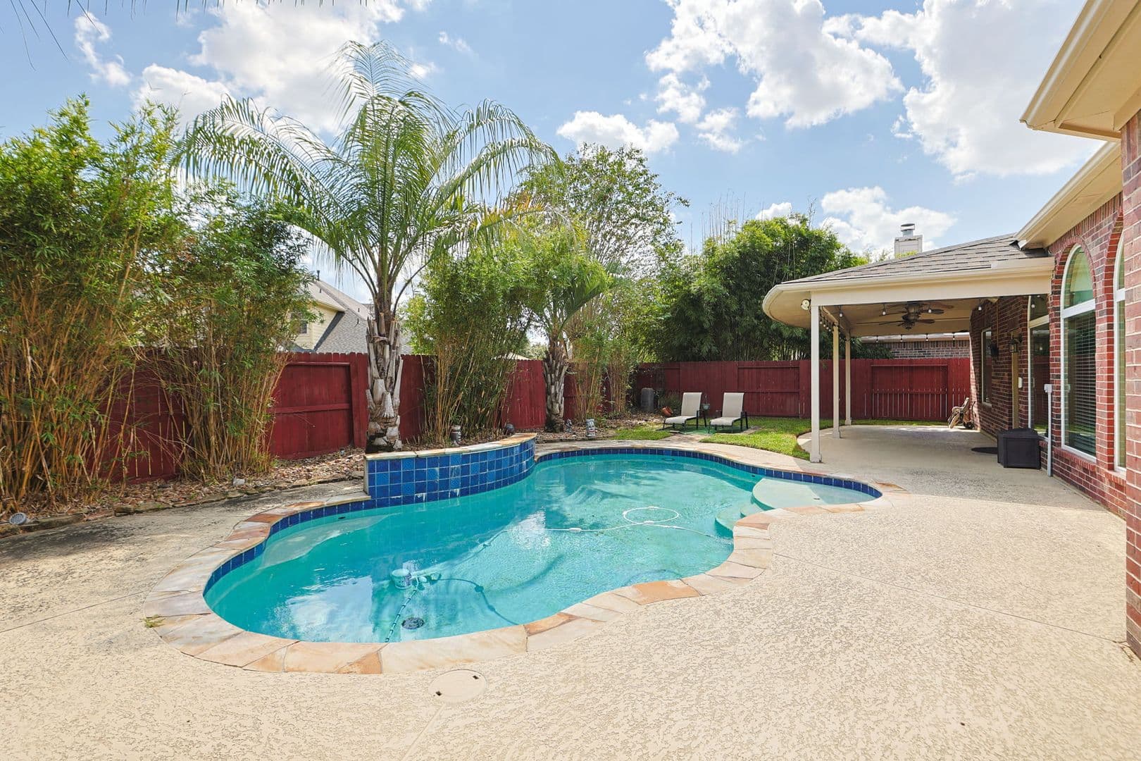 Katy House: 2215 Dorman Ct.