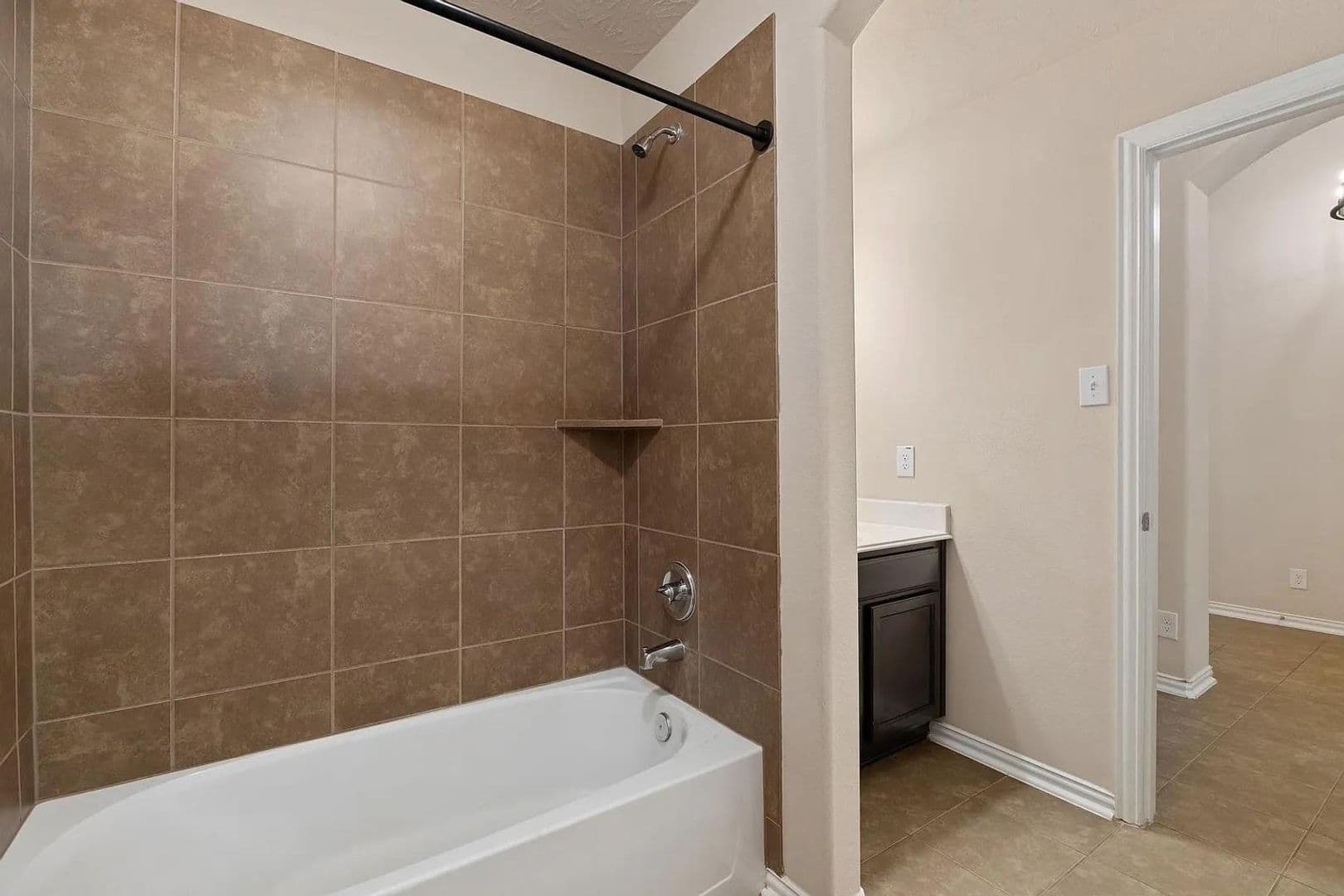Hockley House: 16007 David Hill Lane