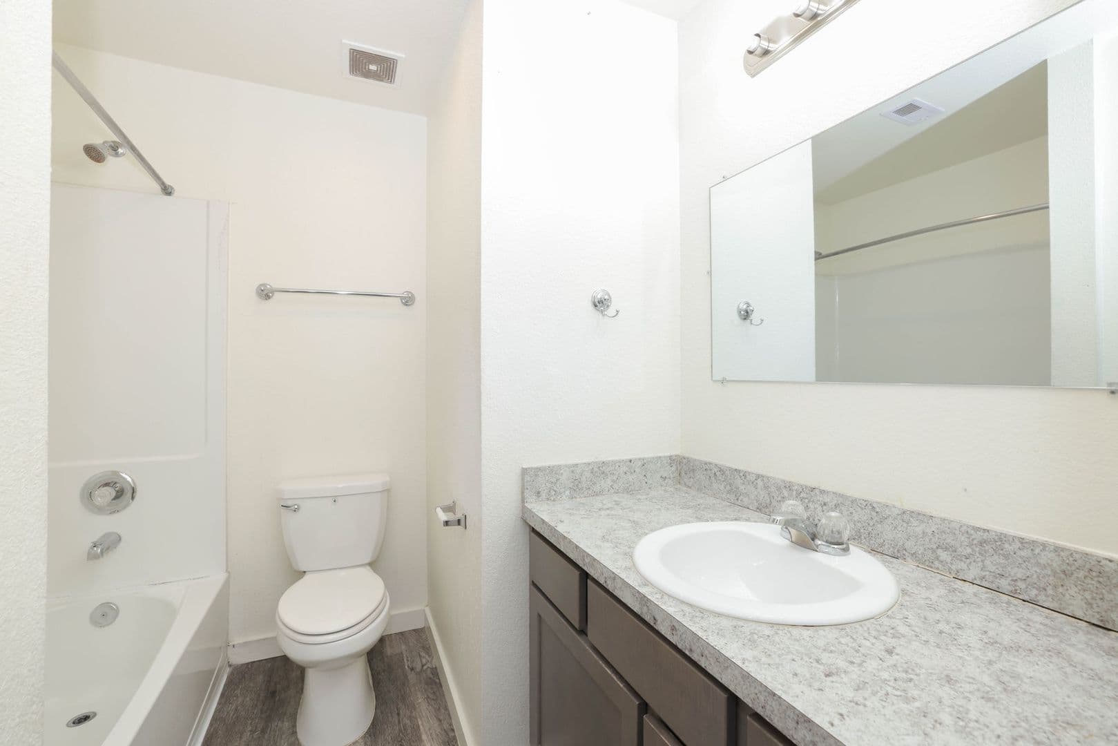 Spring House: 21155 Gosling Rd 14-D