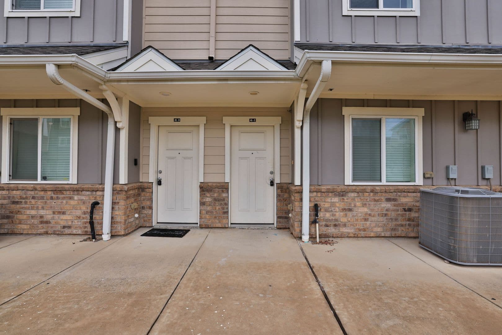 Spring House: 21155 Gosling Rd 46C