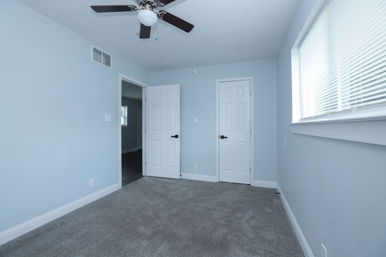 Houston House: 4116 Linn St Unit B