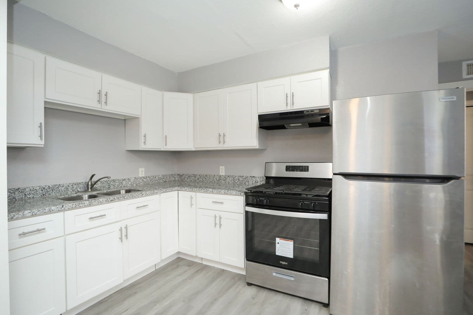 Houston House: 8127 Colonial Ln Unit 2