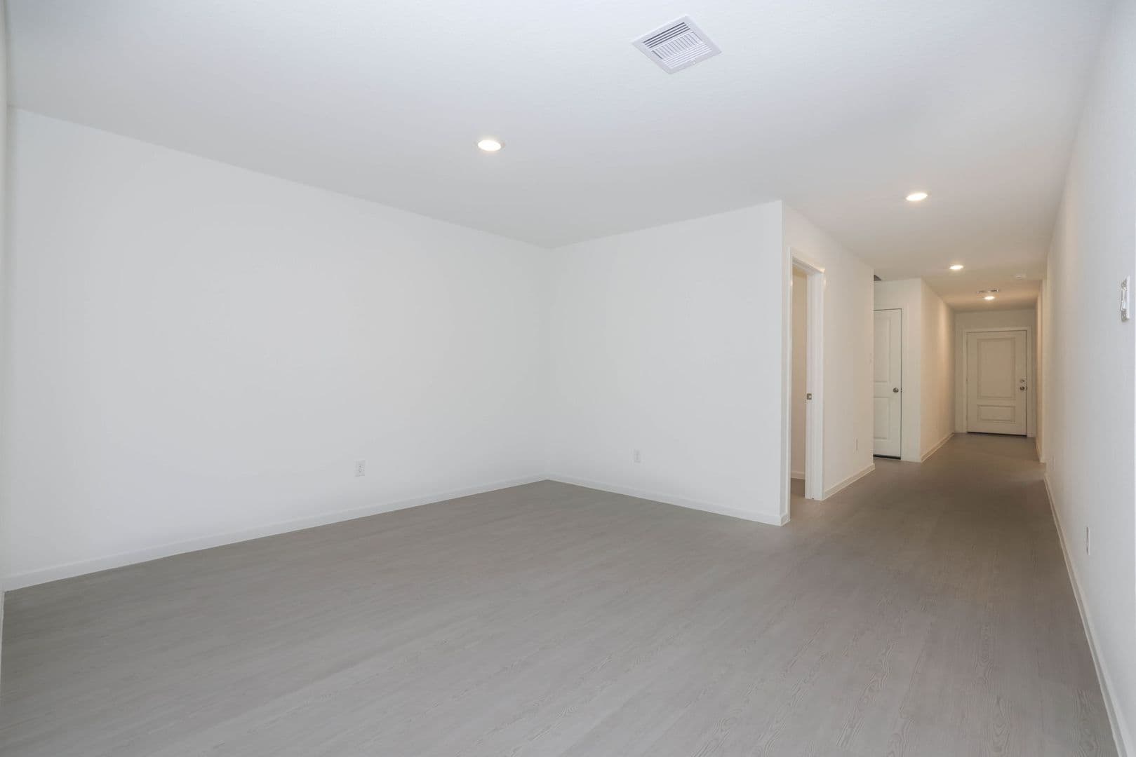 Cleveland House: 25596 Rose Creek Dr