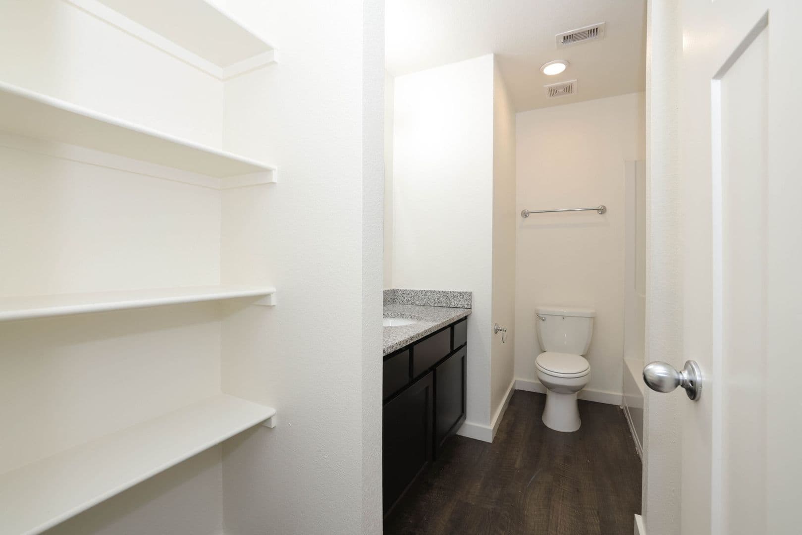 Spring House: 21155 Gosling Rd 46C