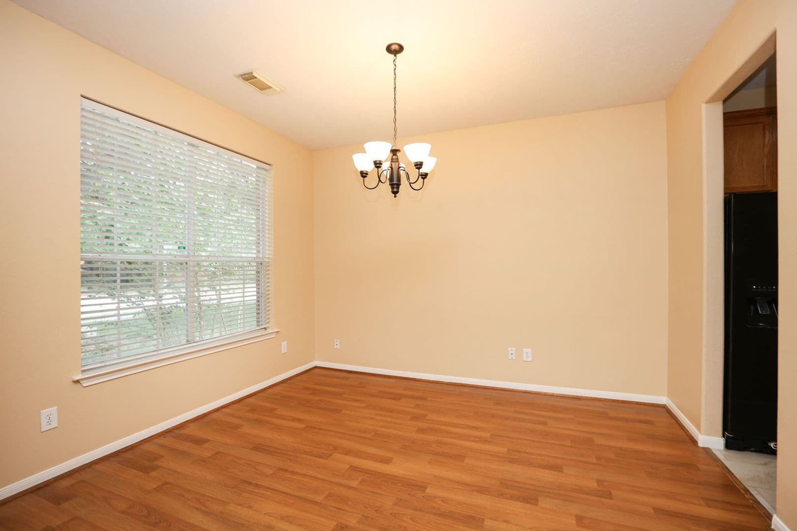 Houston House: 14707 Concord Grove