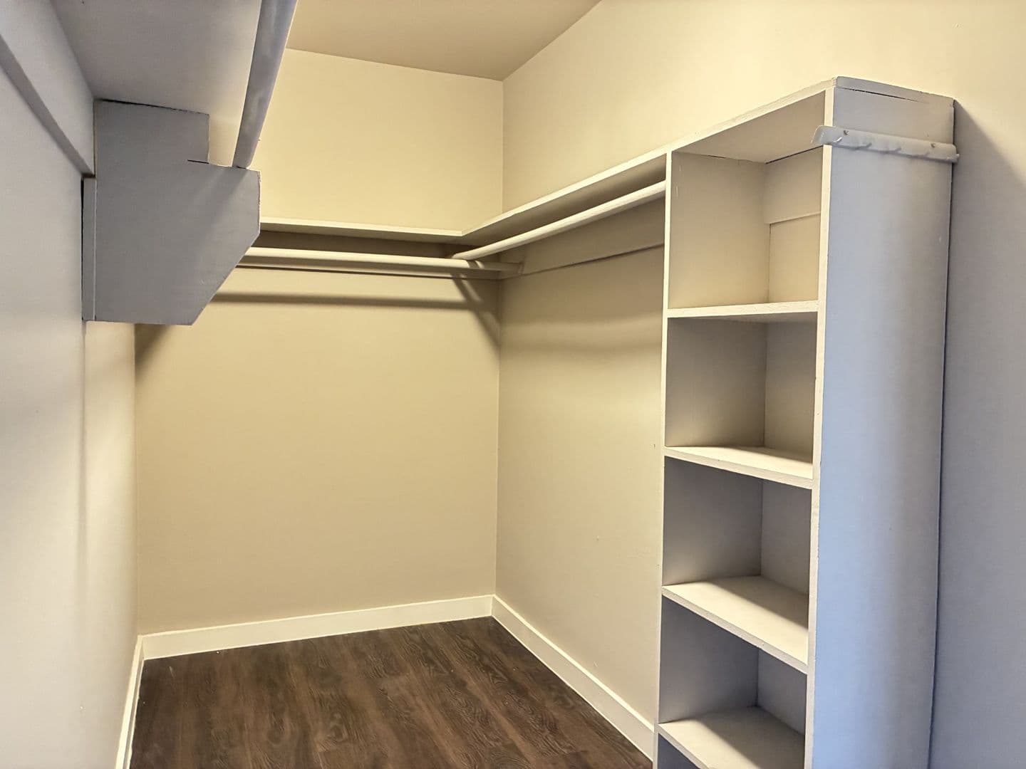 Houston House: 7510 Shady Villa Lane #22