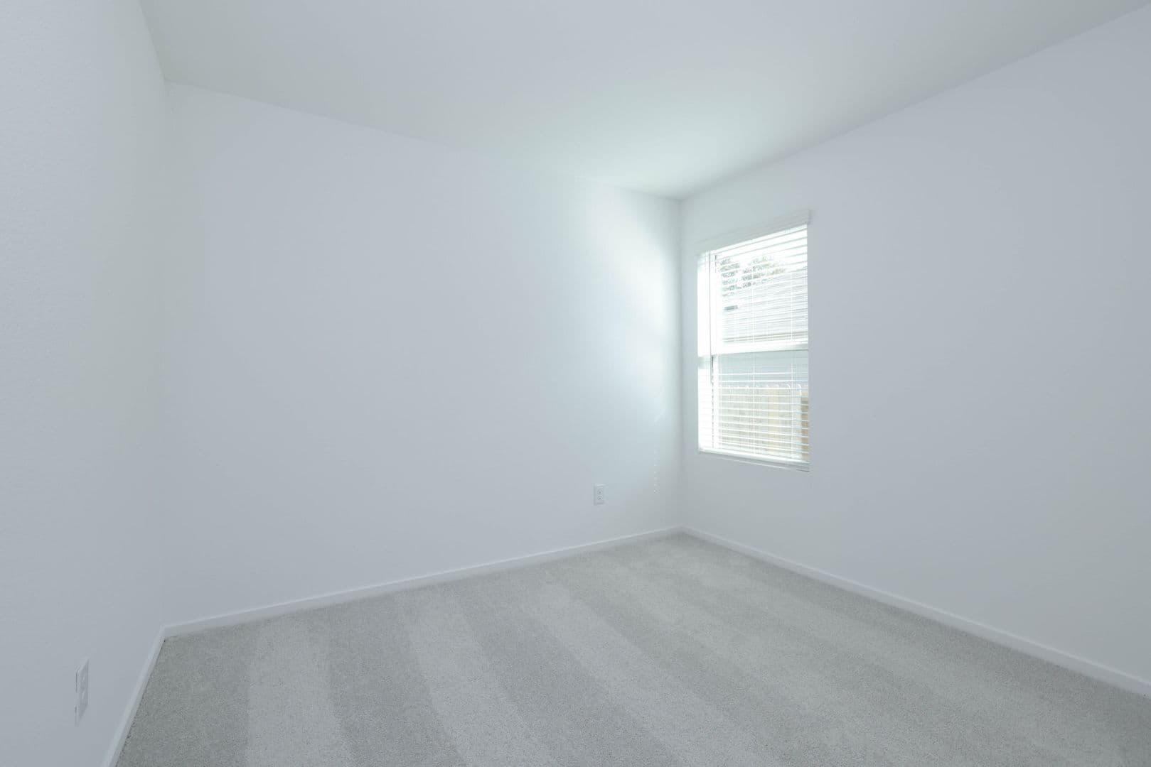 Cleveland House: 25596 Rose Creek Dr