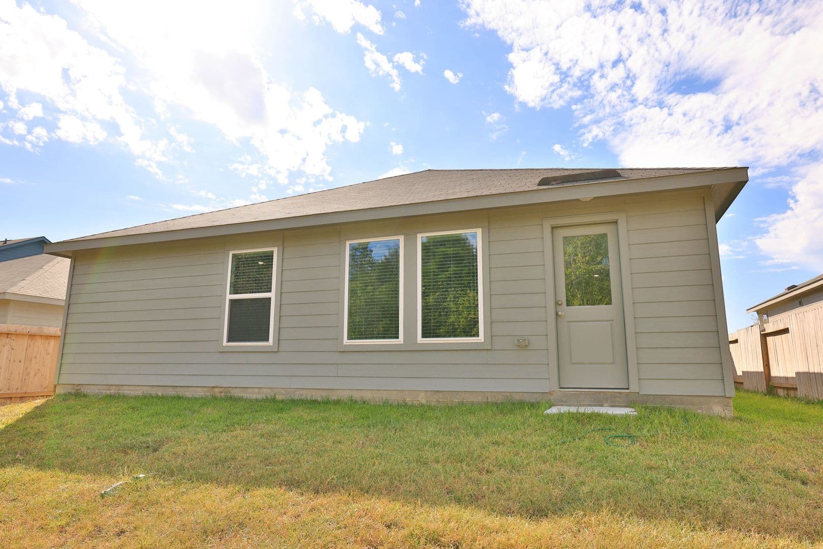 Cleveland House: 25596 Rose Creek Dr