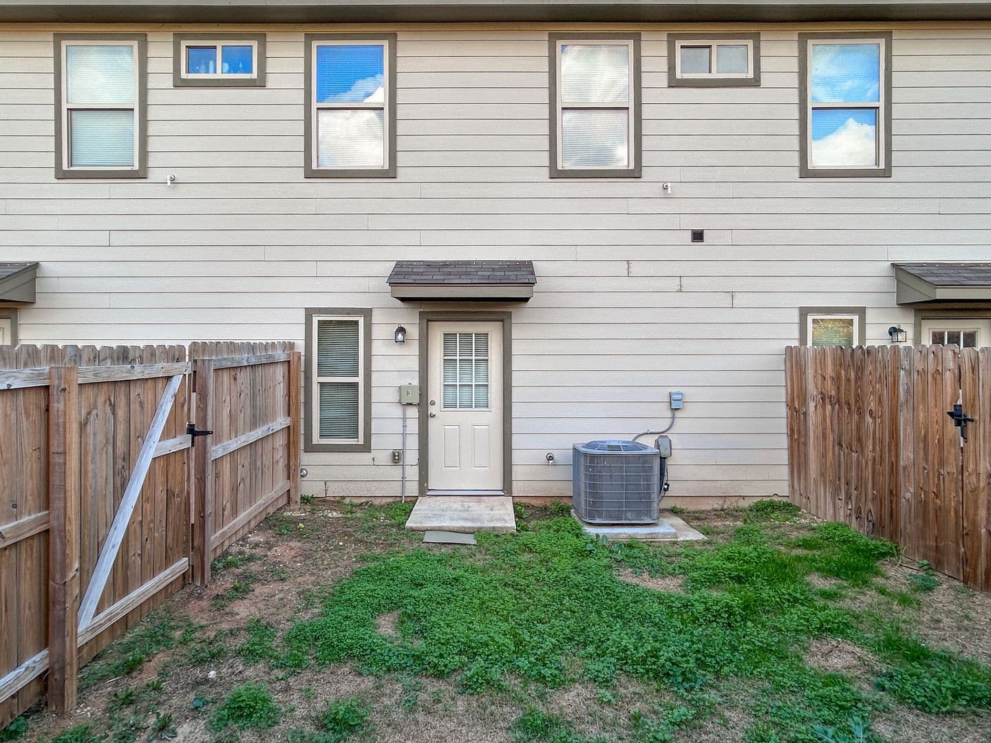 Live Oak Townhome: 13002 Reid Meadows