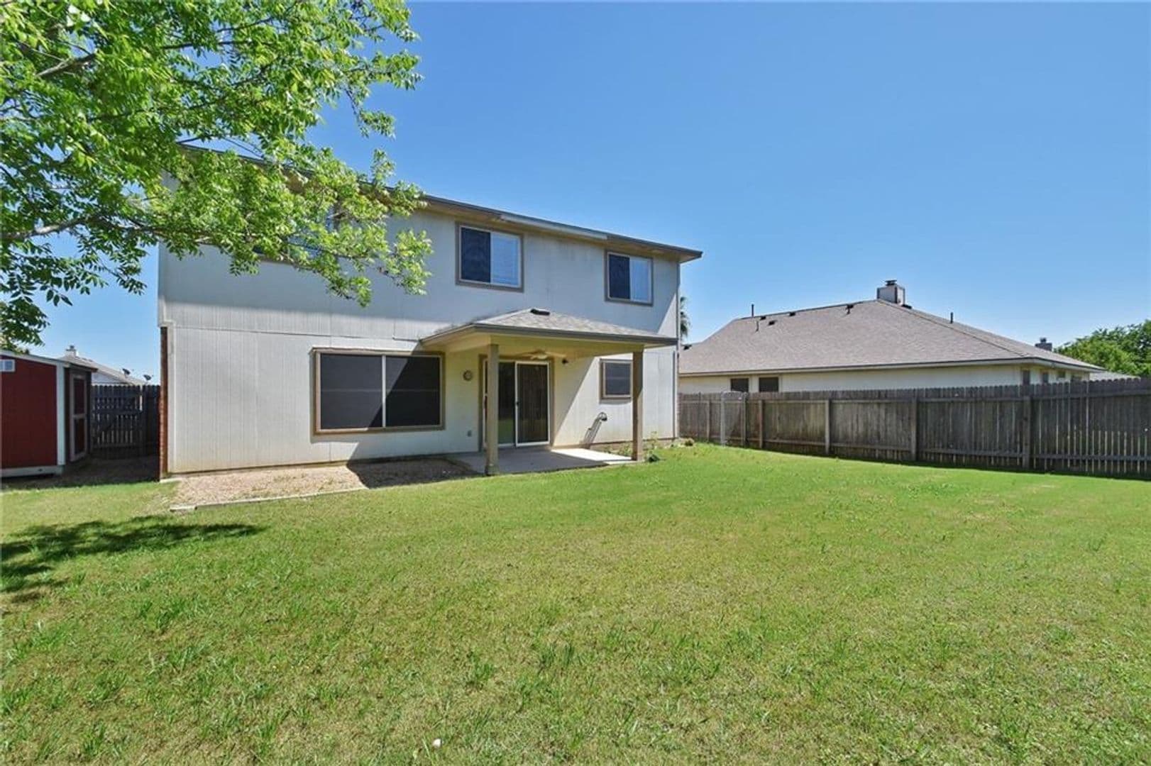 Kyle House: 205 Spring Branch Loop