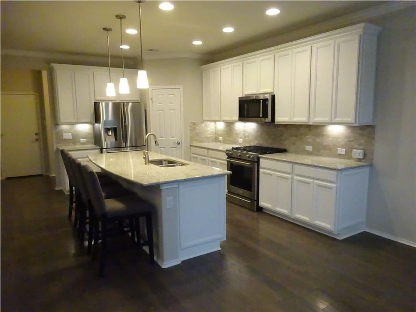 Austin House: 9405 Tanager Way