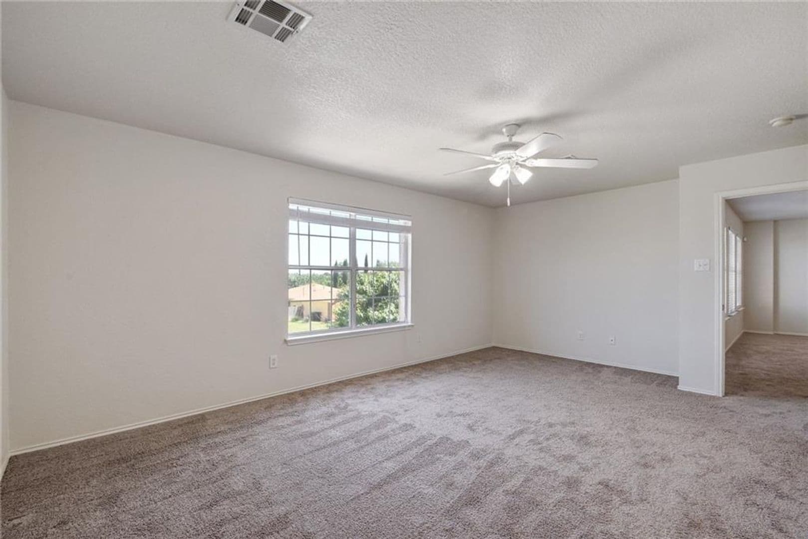 Kyle House: 205 Spring Branch Loop