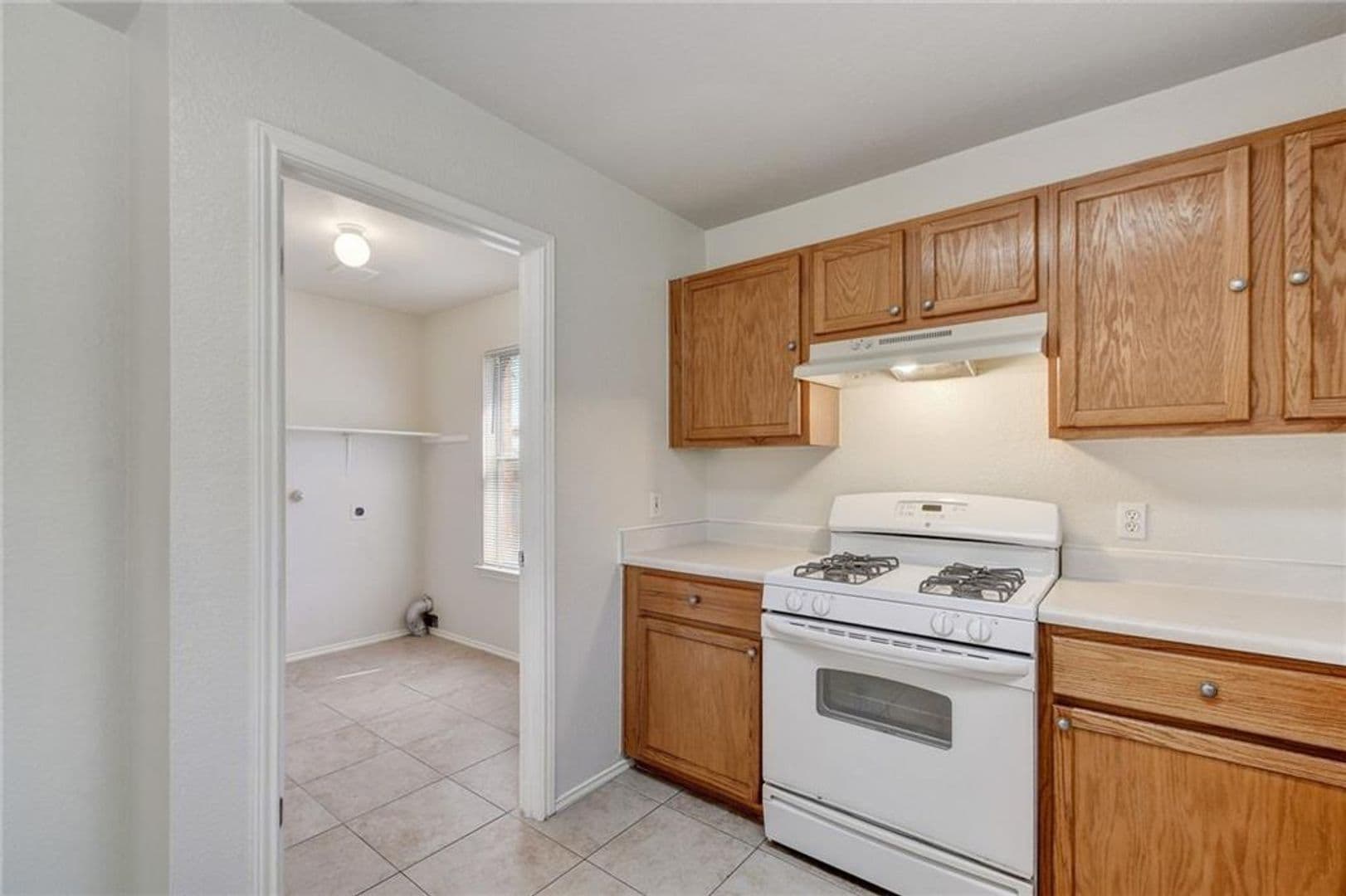 Kyle House: 205 Spring Branch Loop