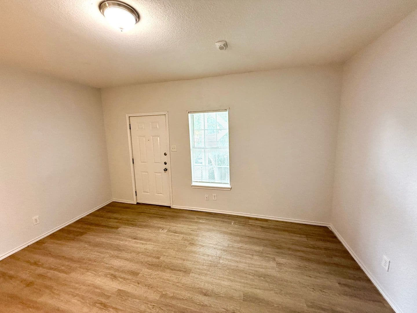 San Antonio Apartment: 816 Rivas St