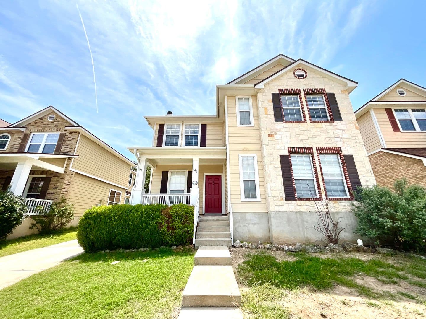 San Antonio House: 166 Red Hawk Rdg
