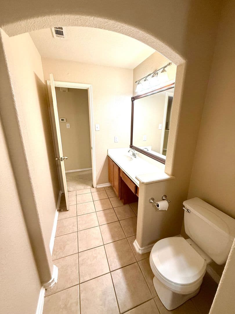 San Antonio House: 9614 Ed Wiseman Trail