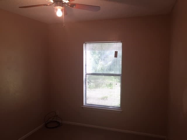 San Antonio House: 10563 Kinderhook