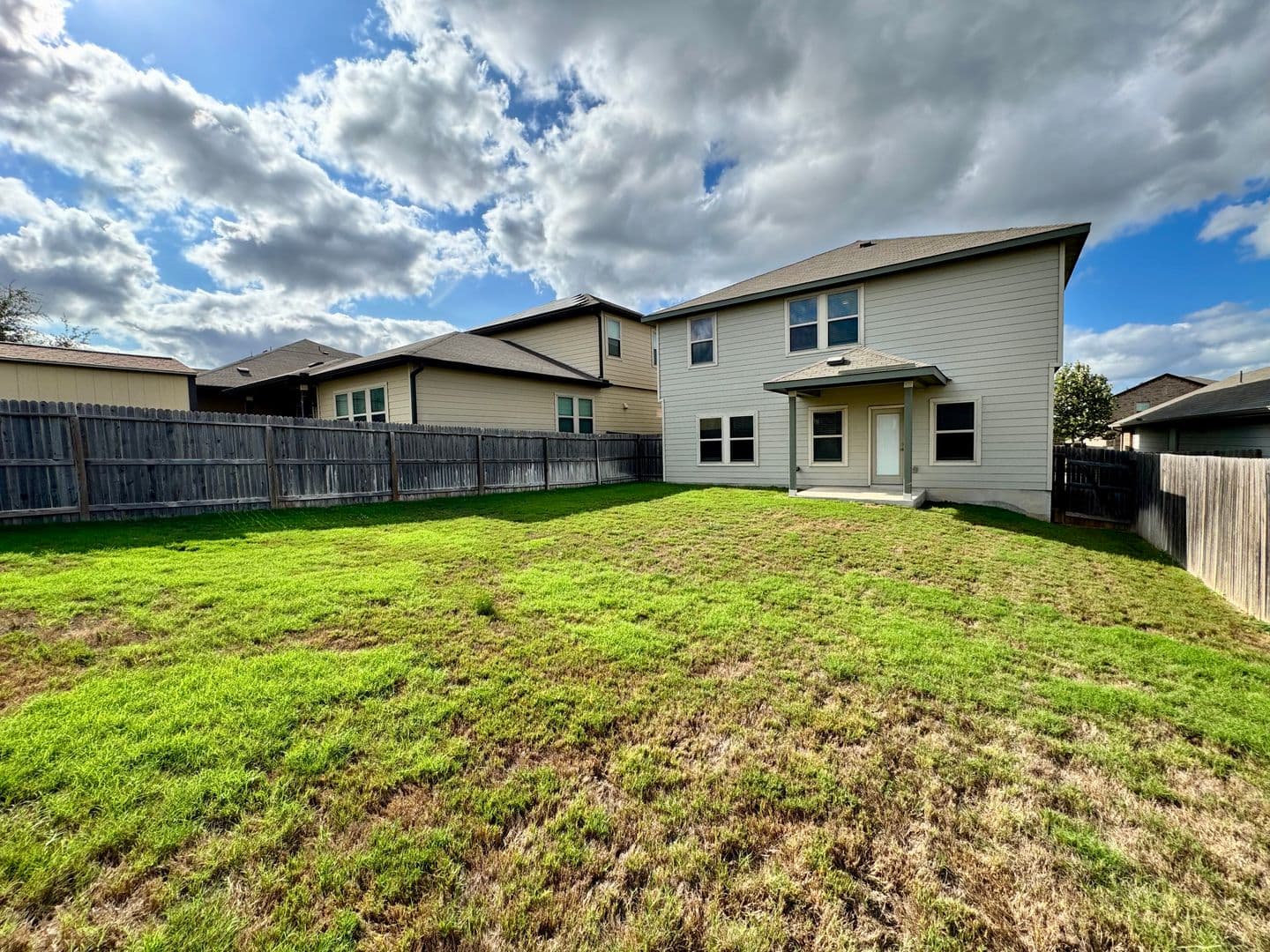 Cibolo House: 320 Goodfella Ave
