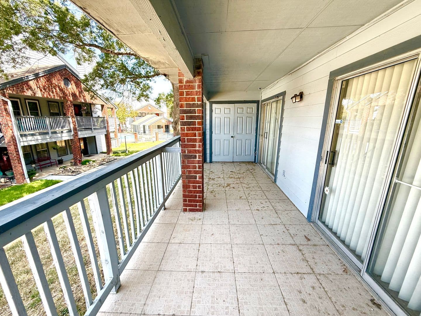 San Antonio House: 14343 Judson Rd APT 407