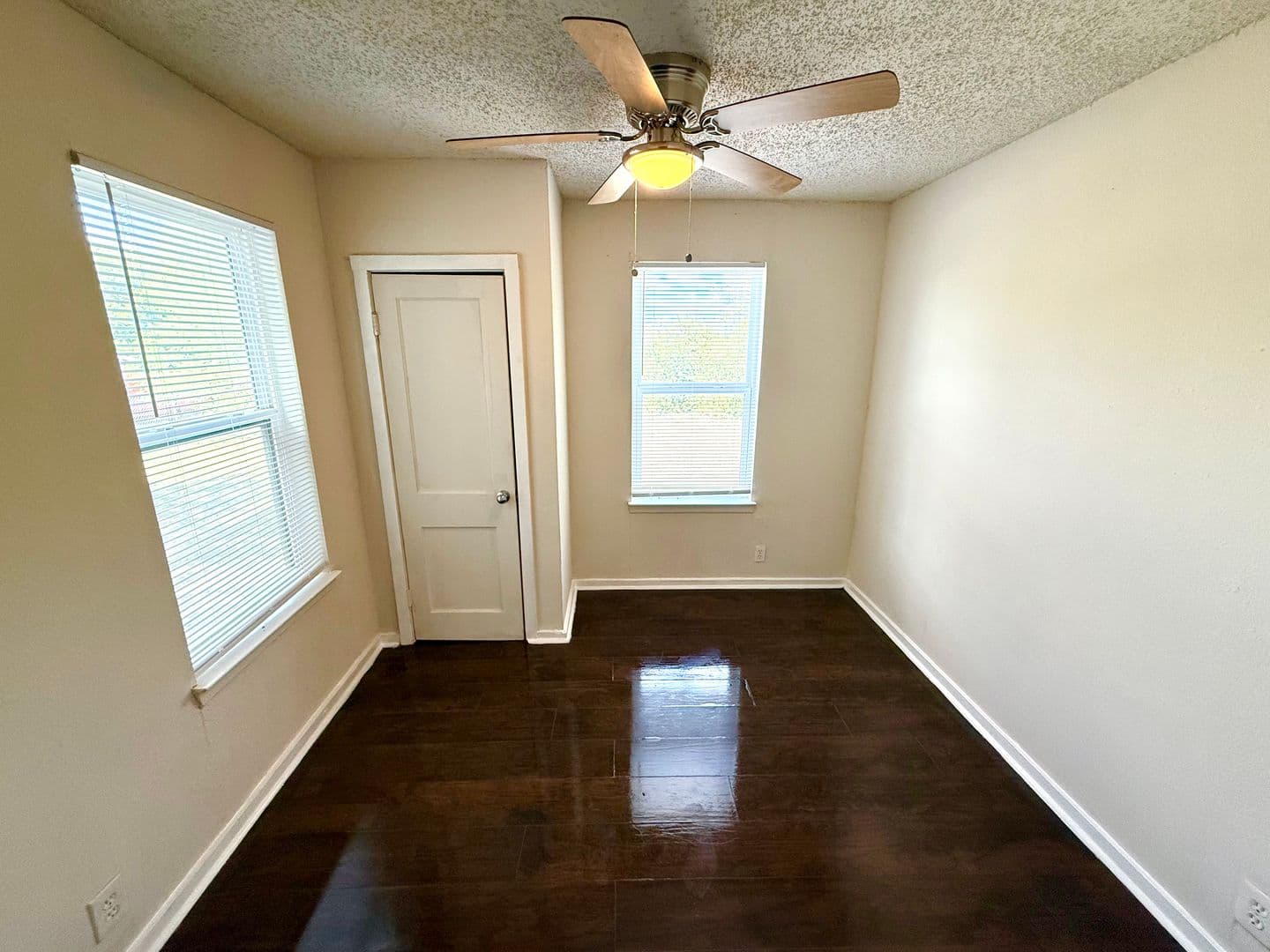 San Antonio House: 617 S Palmetto