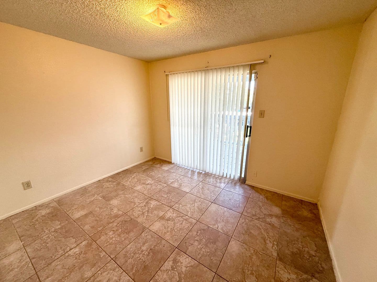 San Antonio House: 14343 Judson Rd APT 407