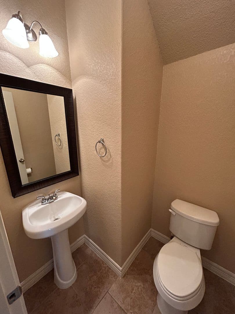 San Antonio House: 12314 Fort Chadborne