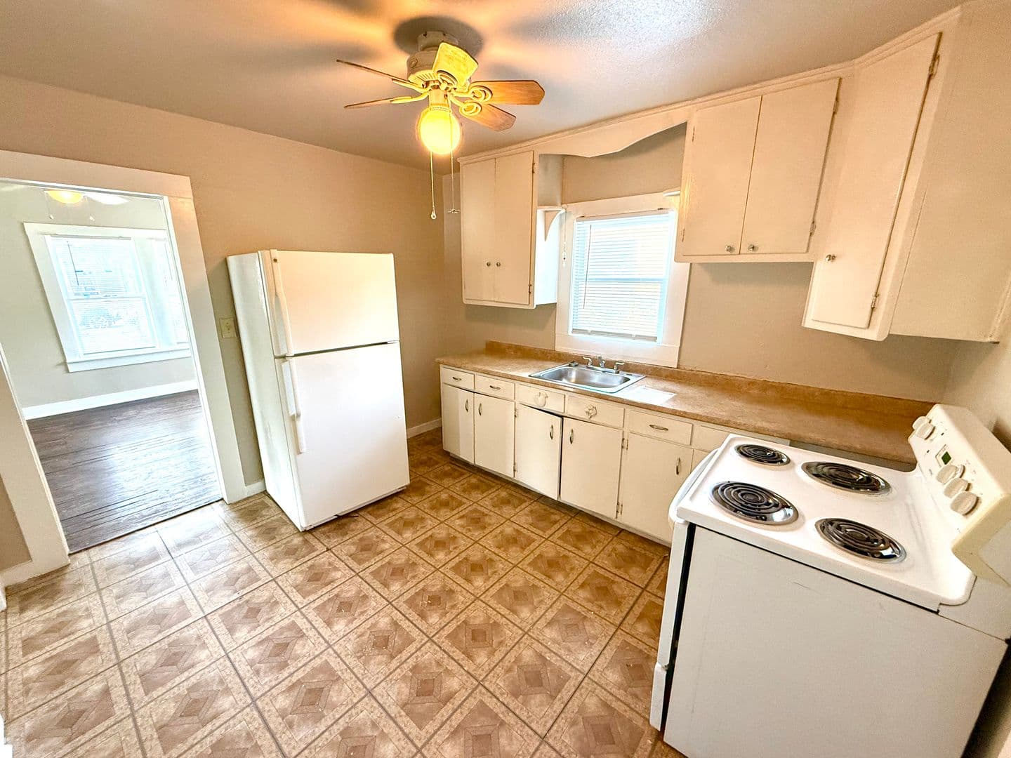 San Antonio House: 515 Lincolnshire