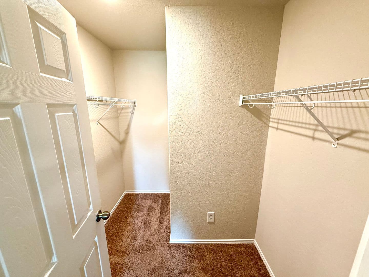 San Antonio House: 7614 Crestway Ridge