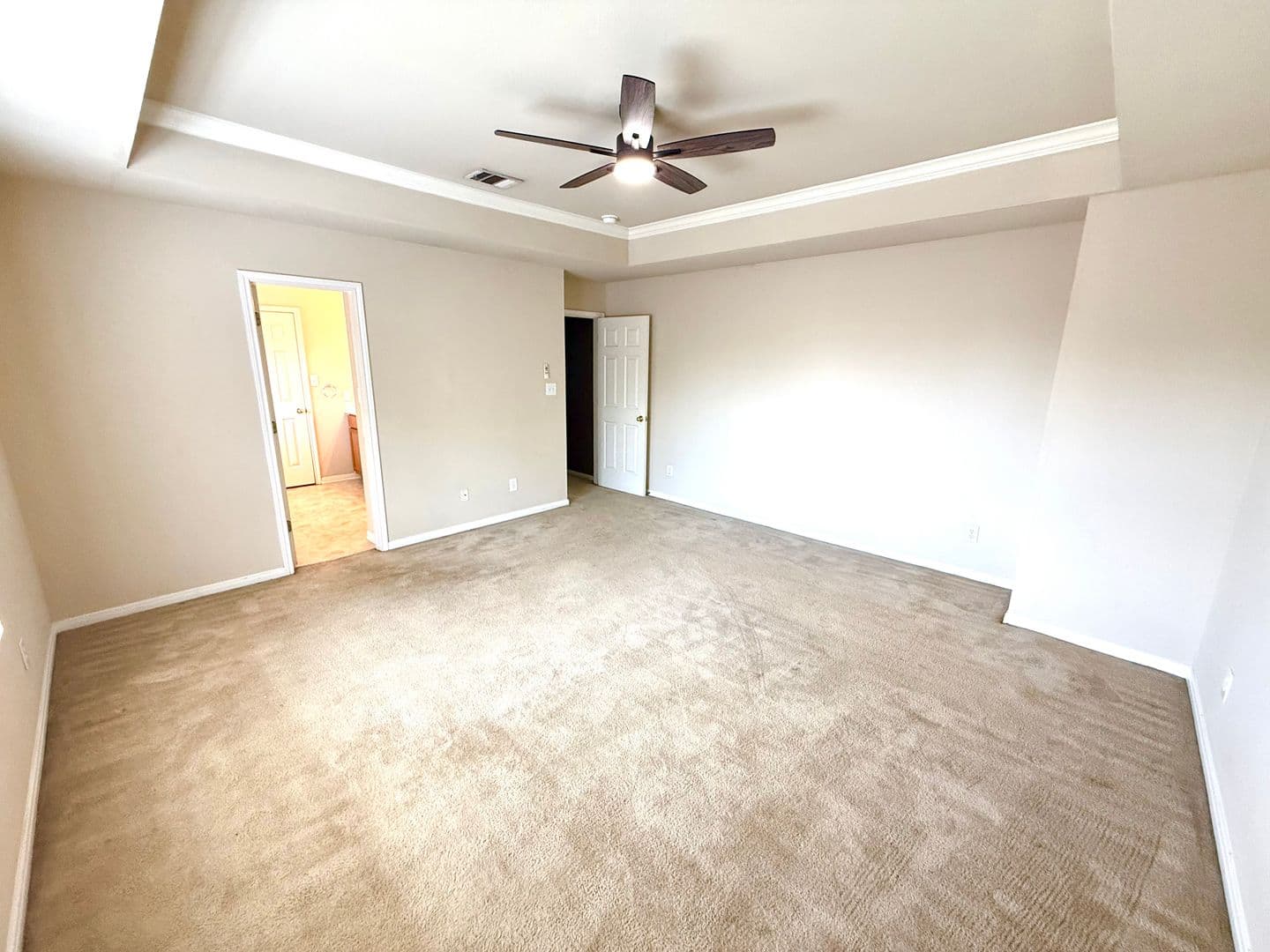 San Antonio House: 842 Windhurst