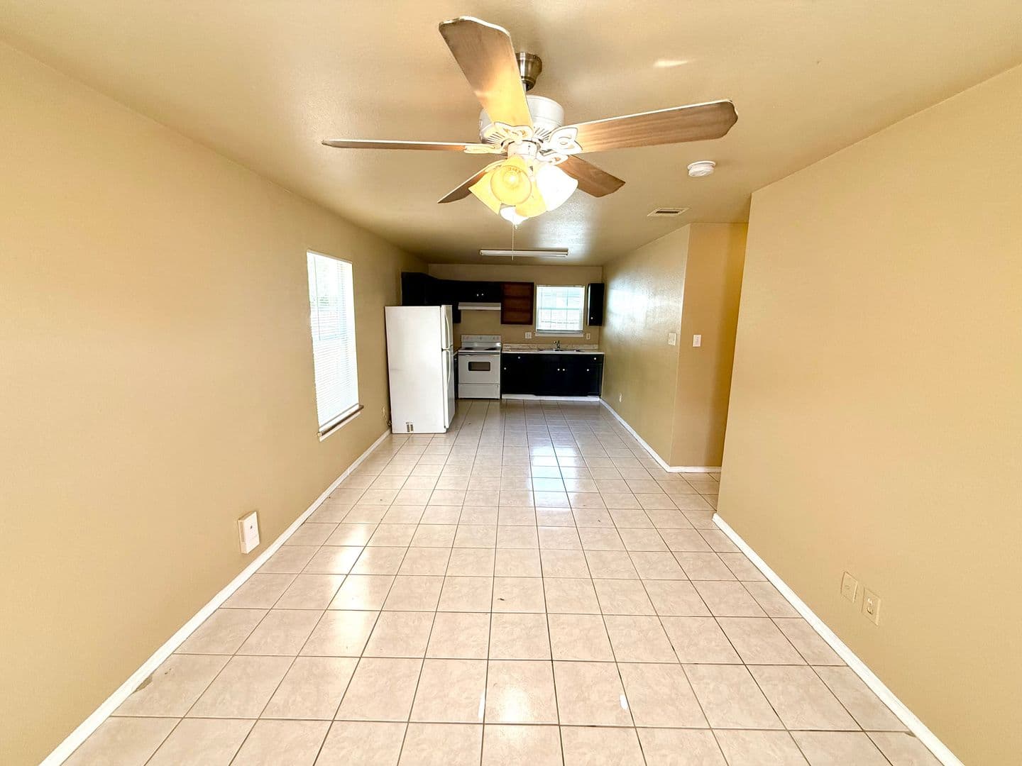 San Antonio House: 424 Amires Pl