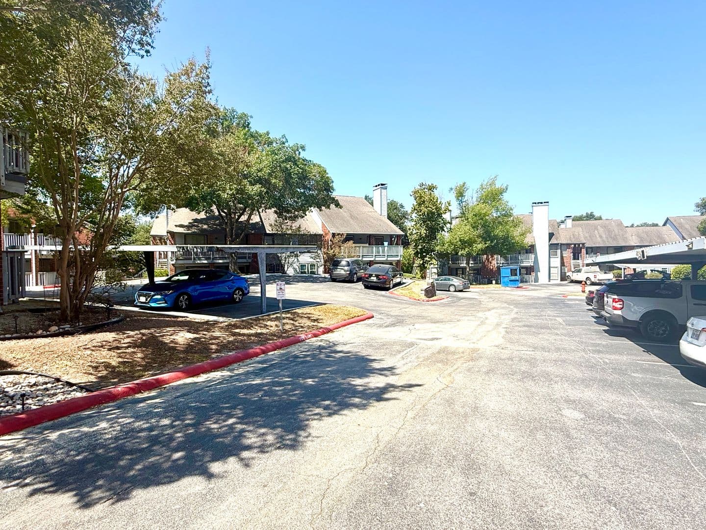 San Antonio House: 14343 Judson Rd APT 407