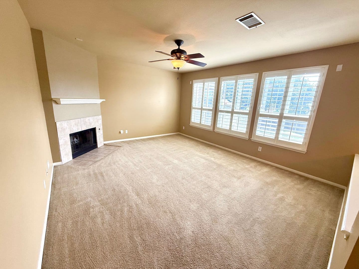 San Antonio House: 842 Windhurst
