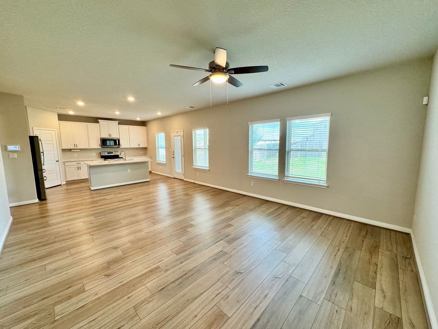 Cibolo House: 320 Goodfella Ave