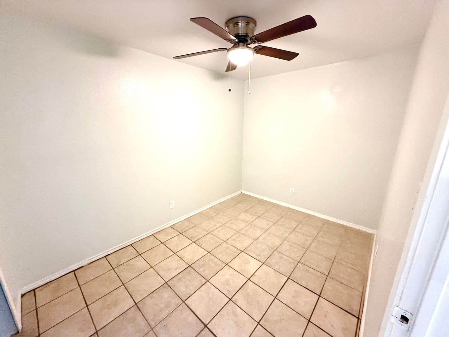 Converse Apartment: 509 Meadow Forge