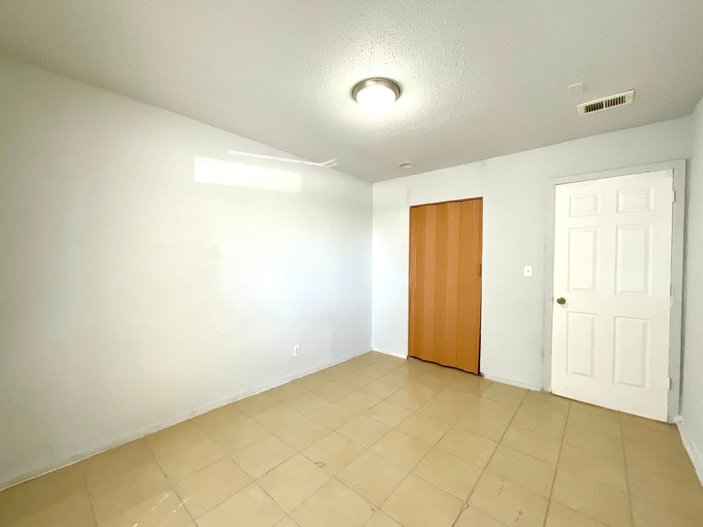 San Antonio House: 7237 Glen Bay